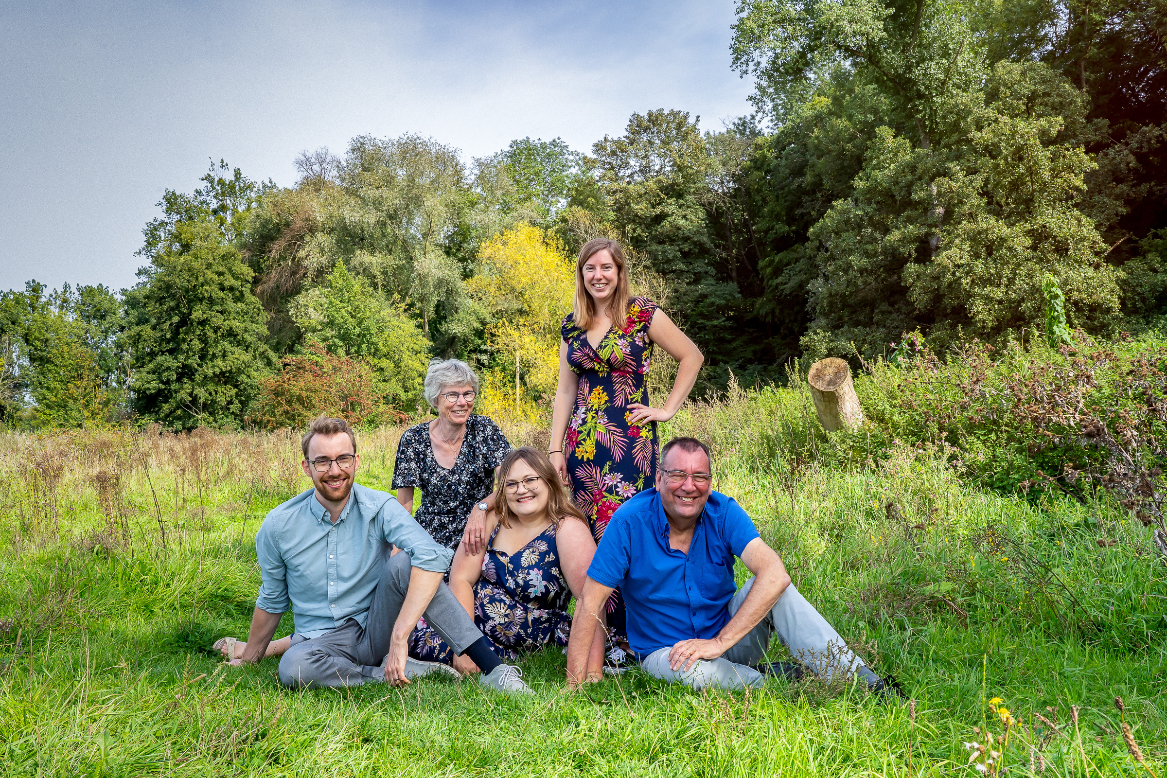 Familiefoto's in de natuur tijdens een foto-experience. DaphnedumoulinFotograaf