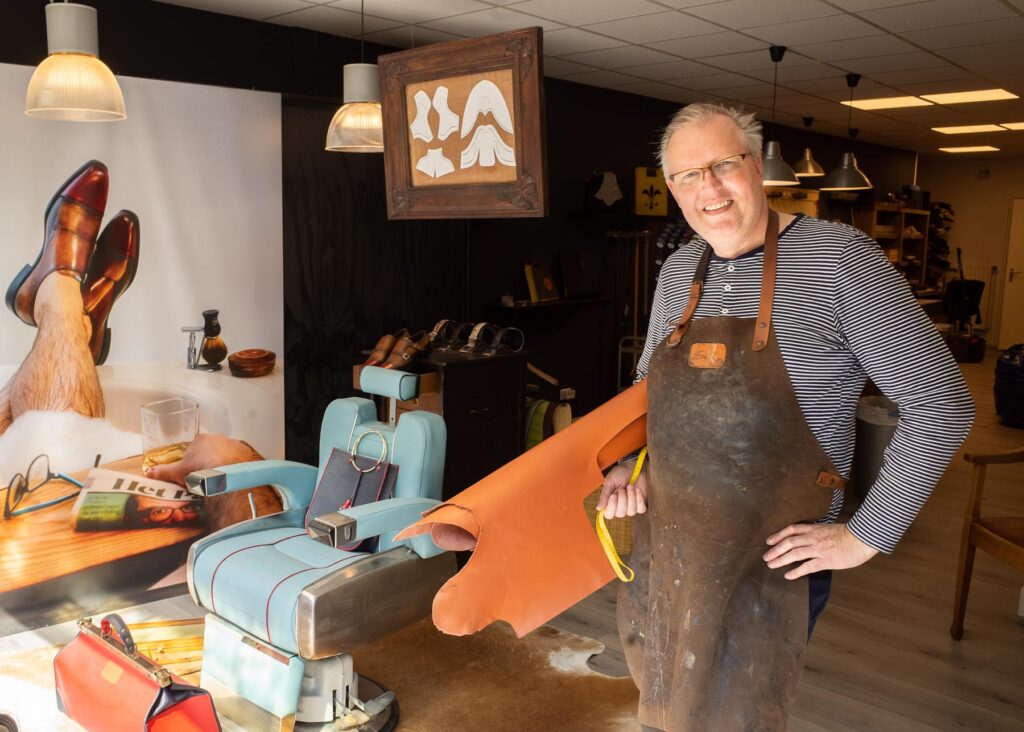 Emilio marsana Lederwaren in Meerssen DaphneDumoulin fotografie portretten en branding fotoecperiences