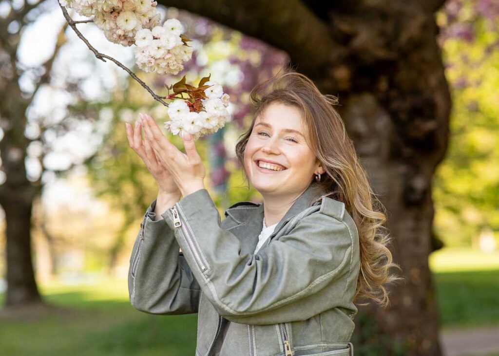 Evi Bloesemshoot daphnedumoulinFotograafMaastrichtMeerssen Fotoexperiences StreetLife Experience