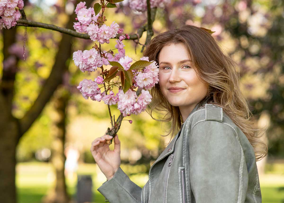 Evi Bloesemshoot daphnedumoulinFotograafMaastrichtMeerssen Fotoexperiences StreetLife Experience